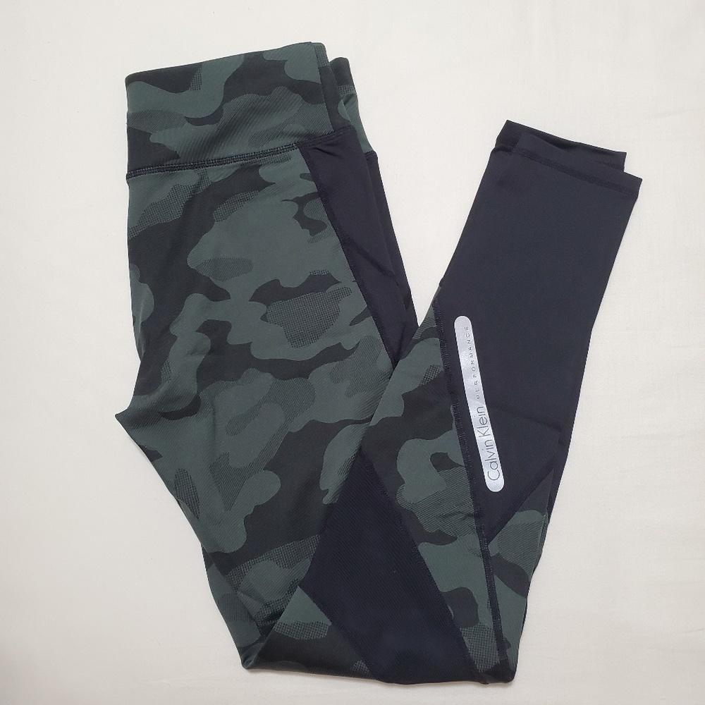 Calvin Klein Yoga Pants